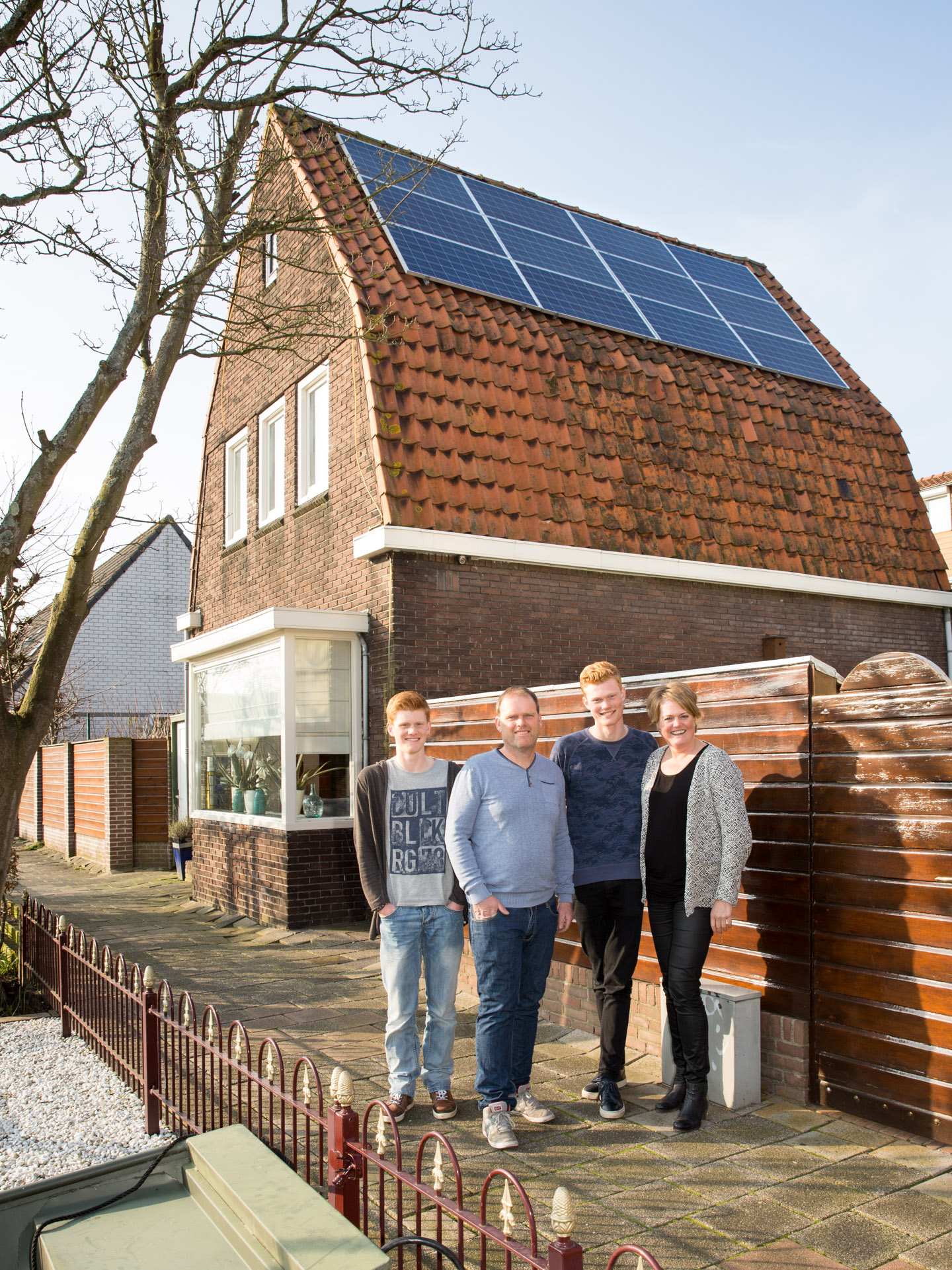 Energieneutraal-huis-woonwijk-wonen-thuisbaas-credit-Chantal-Bekker-GraphicAlert-01-zonnepanelen-dak1