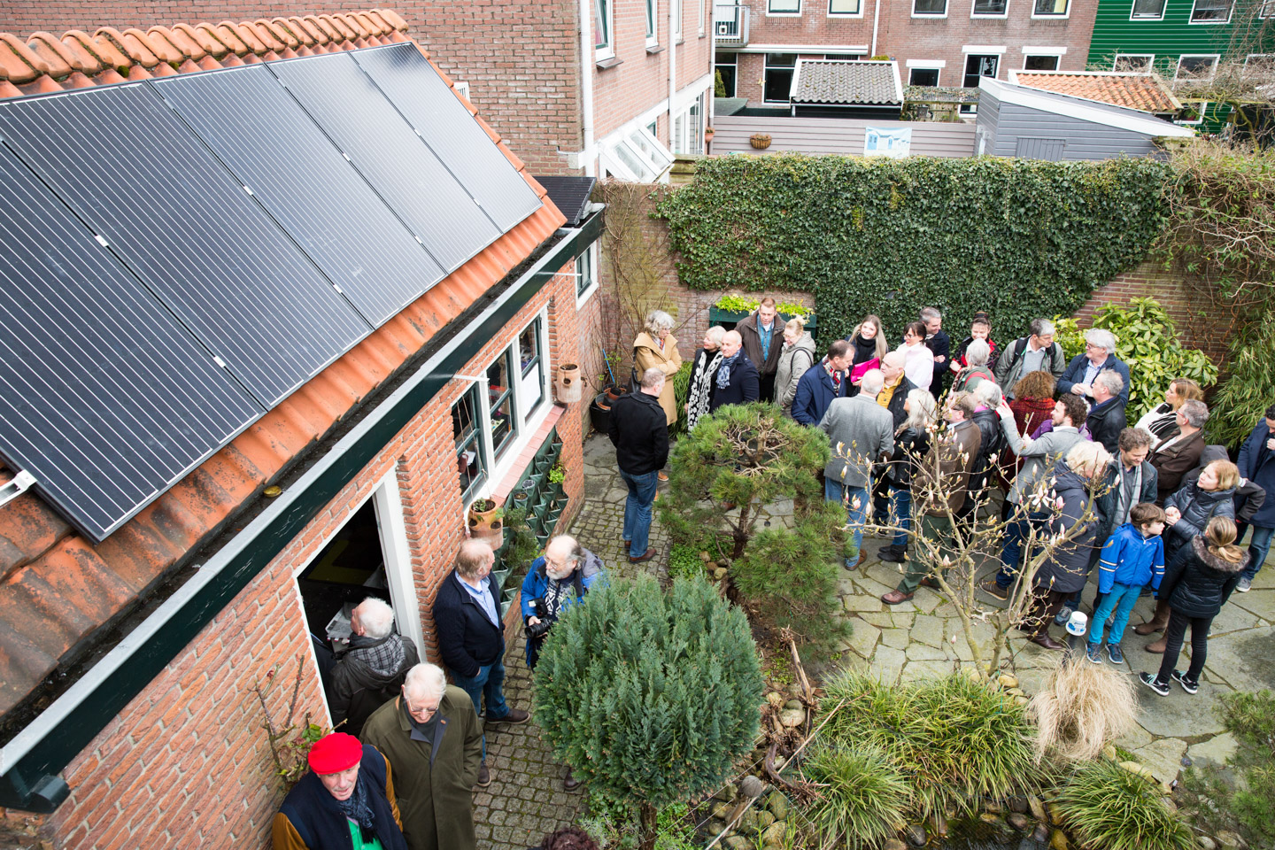 Energieneutraal-huis-woonwijk-wonen-thuisbaas-credit-Chantal-Bekker-GraphicAlert-26-zonnepanelen-dak